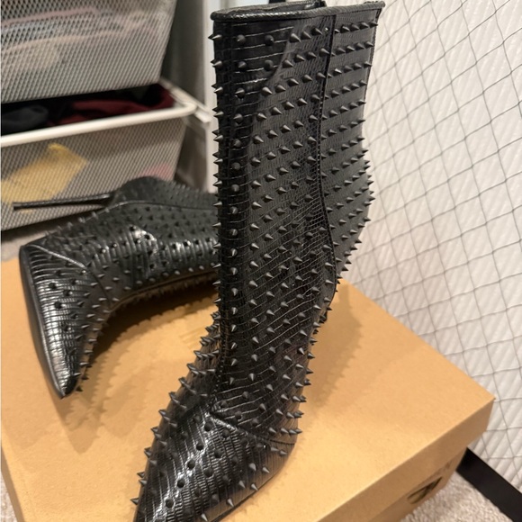 Steve Madden Black Spiked Heeled Boots - Picture 2 of 6